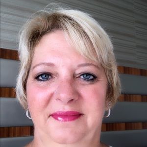 Meet your Posher, Sheila